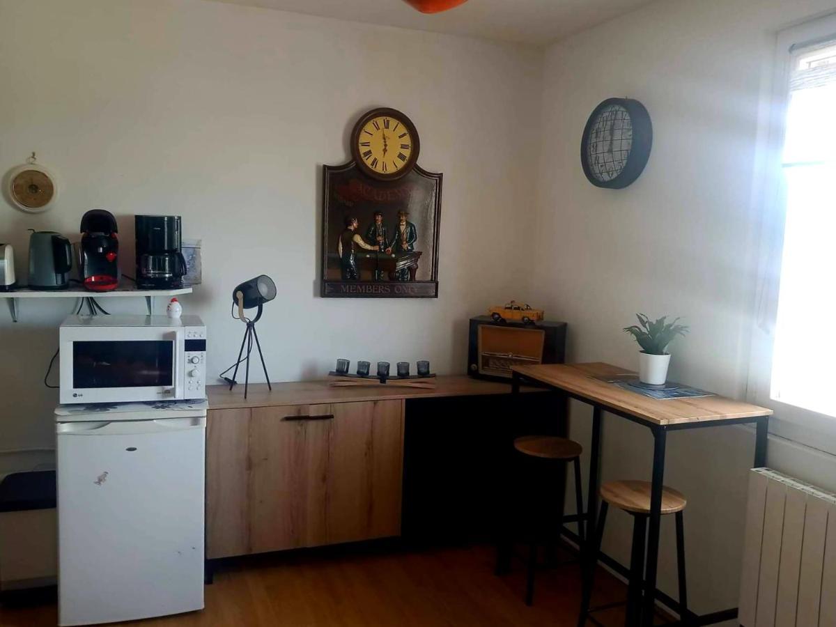 Charmant Appartement Vu Sur Mer Ault Exterior foto